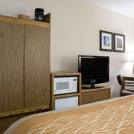 Quality Inn Bismarck I-94 エクステリア 写真