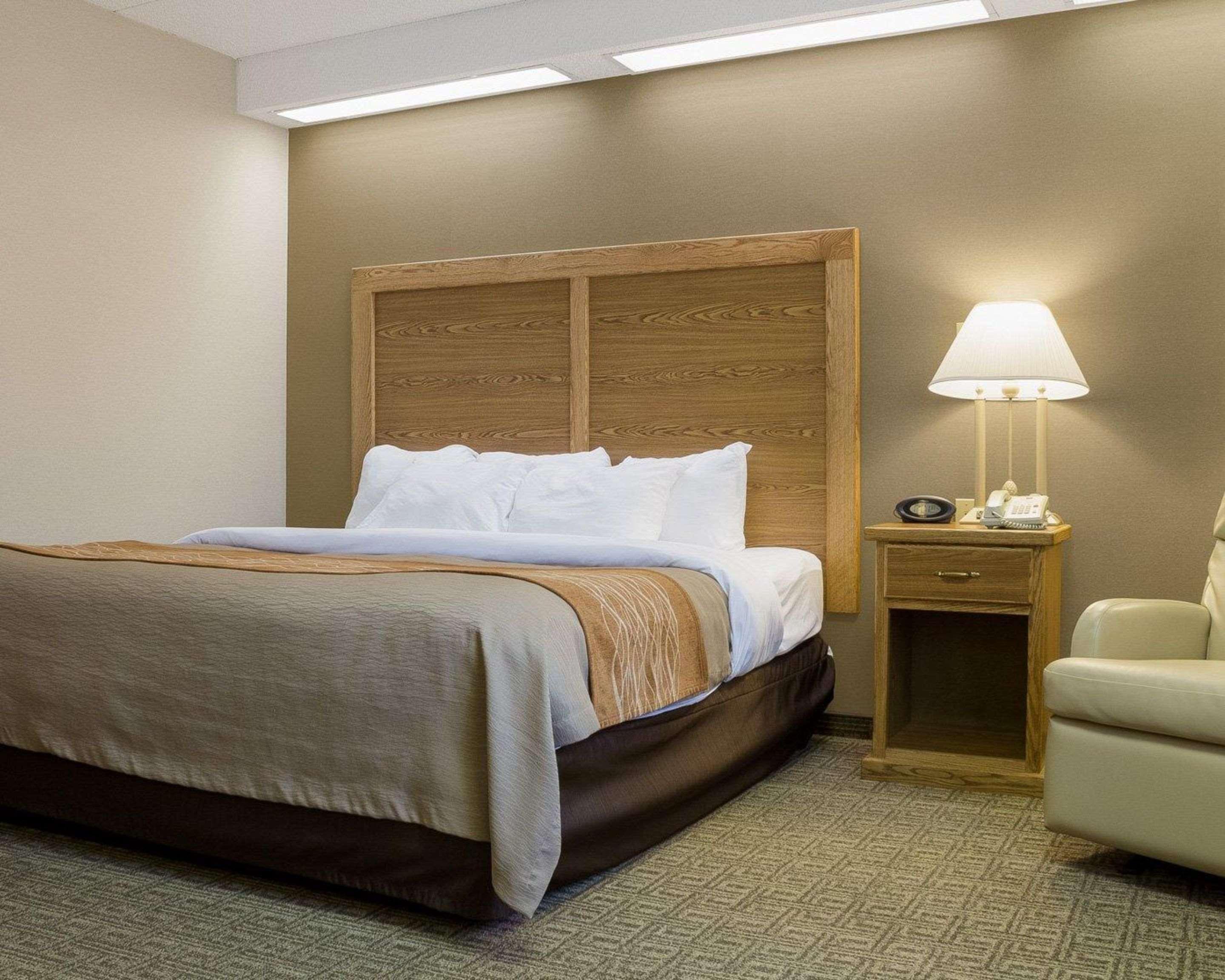 Quality Inn Bismarck I-94 エクステリア 写真
