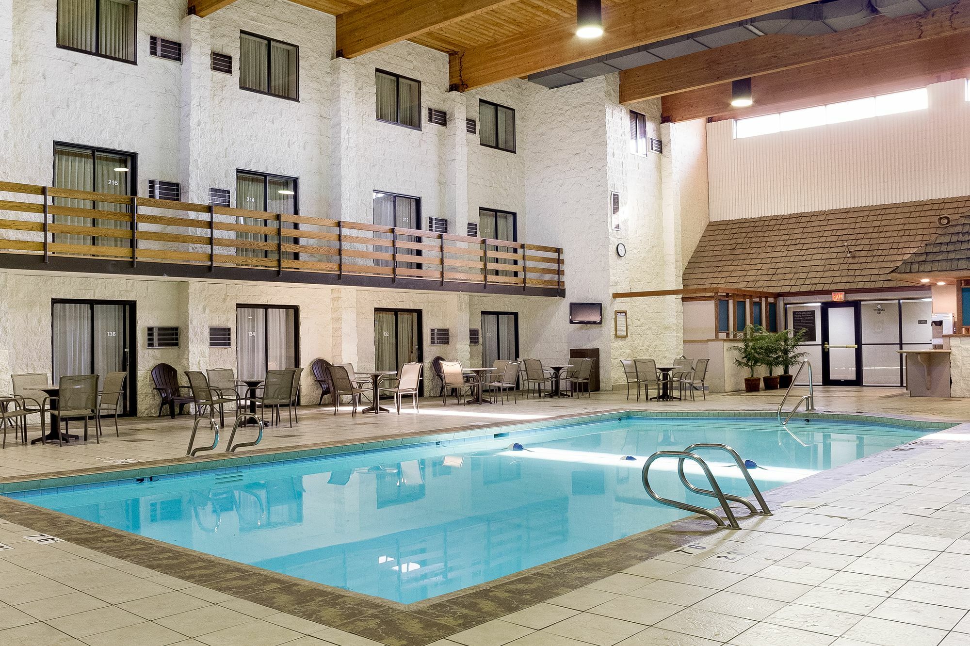 Quality Inn Bismarck I-94 エクステリア 写真
