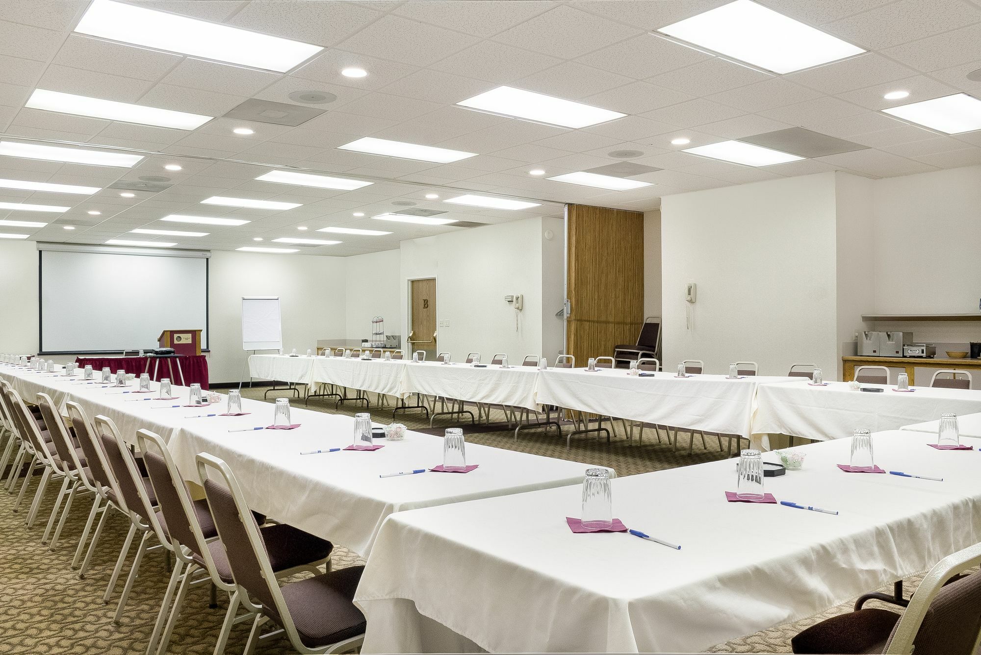 Quality Inn Bismarck I-94 エクステリア 写真
