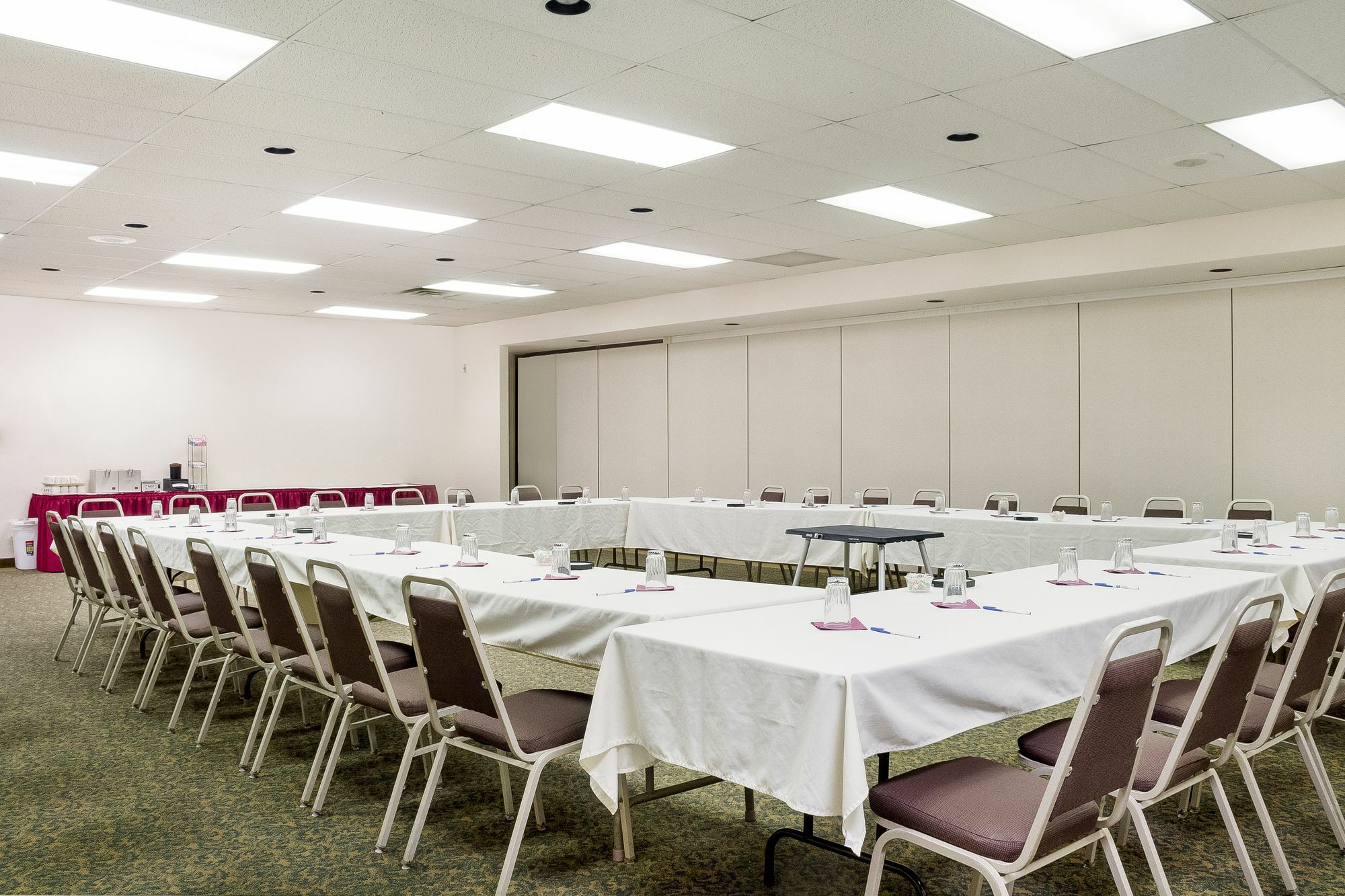 Quality Inn Bismarck I-94 エクステリア 写真