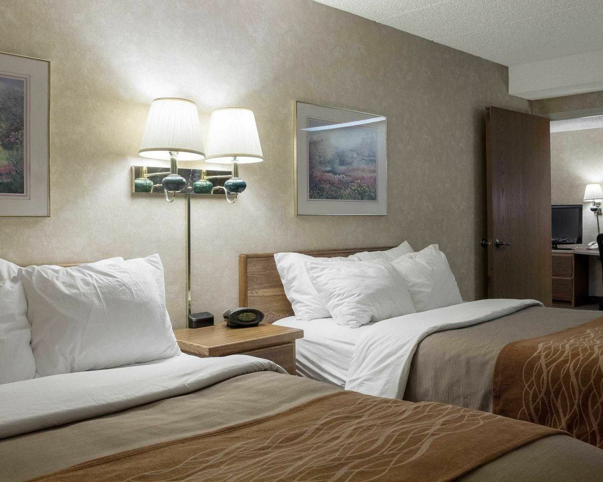 Quality Inn Bismarck I-94 エクステリア 写真
