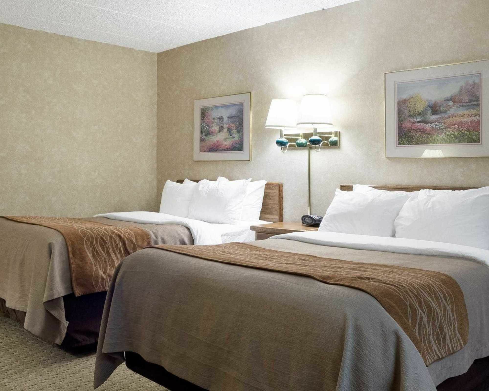 Quality Inn Bismarck I-94 エクステリア 写真