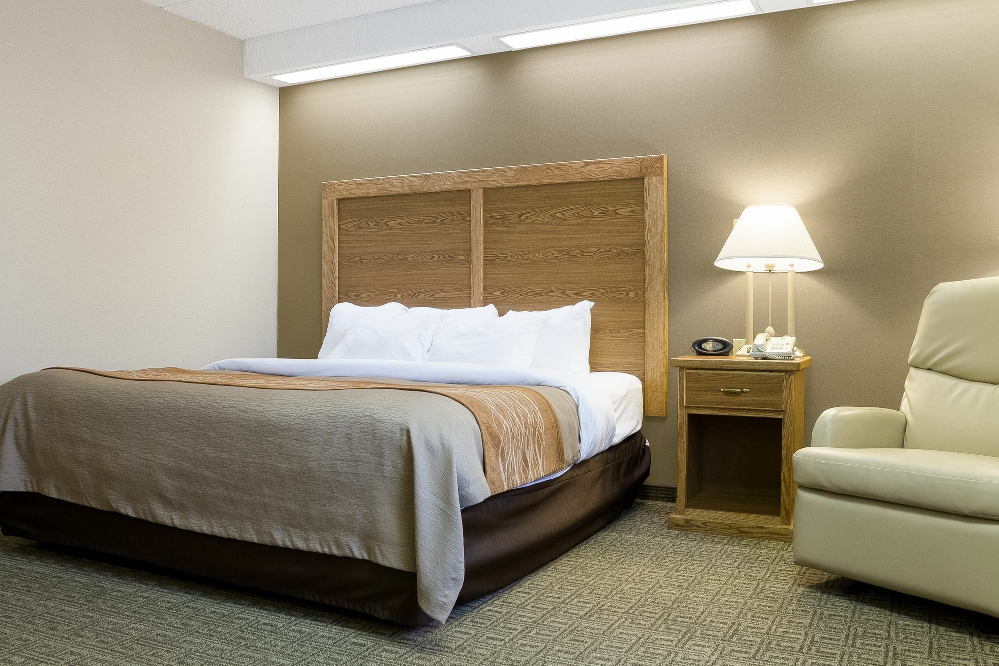 Quality Inn Bismarck I-94 エクステリア 写真